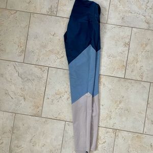 Onzie Colorblock Leggings - Navy, Light Blue, Gray
